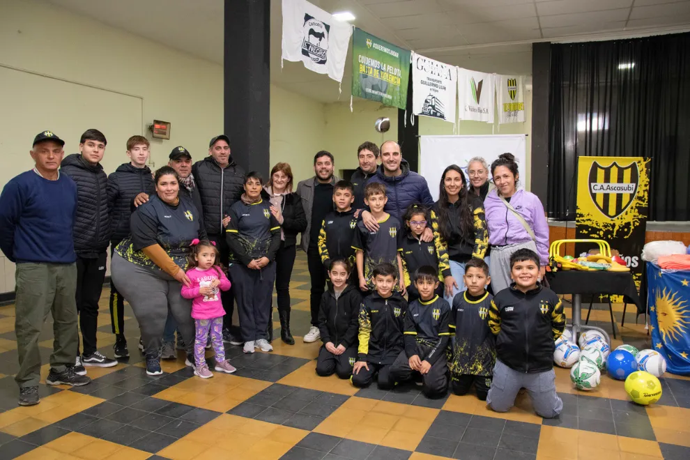 6.-Mas-herramientas-y-oportunidades-de-capacitacion-para-los-jovenes-de-Tercero-Arriba