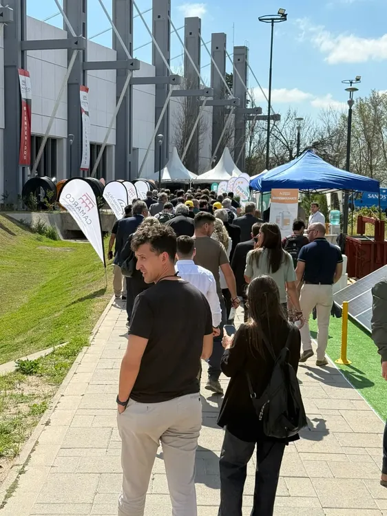 432f514f-c399-4a25-8bfd-d103d8673ebc