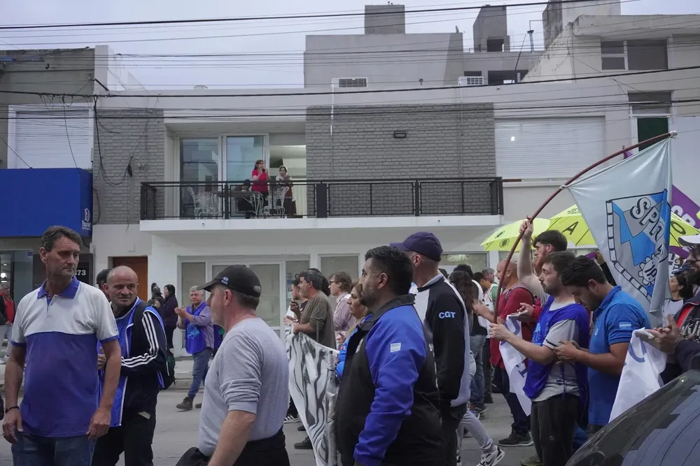 PROTESTA POR DESPIDOS RIO 3 03