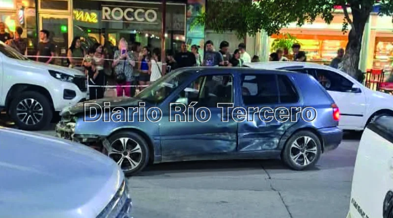 26-02-25-zzzzzzz-choque-golf-800x445