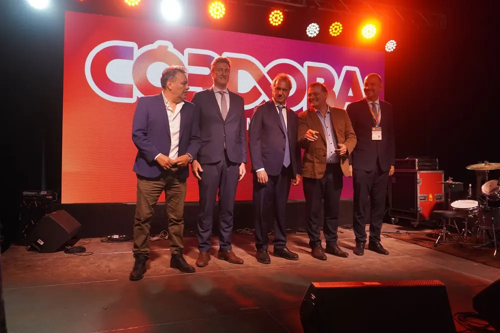 multimedia.normal.b1ab41bd868f3258.Q0FQSVRBTkkgUFJFU0VOVEFDSU9OIENPUkRPQkEgRklfbm9ybWFsLndlYnA=