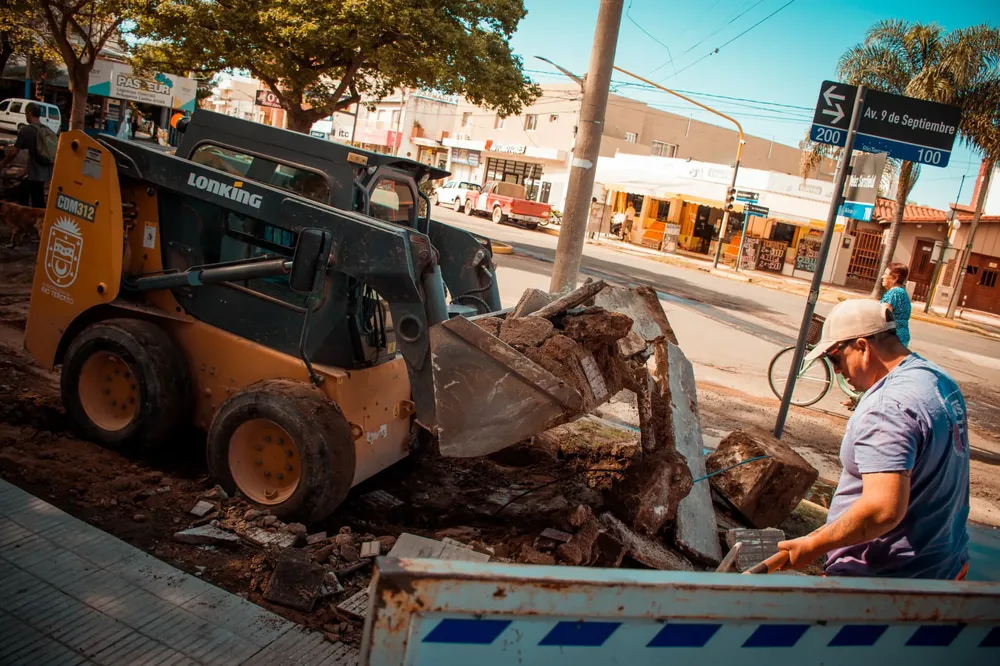 31ac9579-99ab-473a-9400-045bf9f58d18