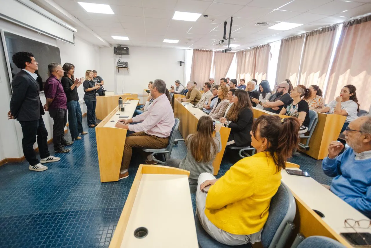 e271ca1d-9144-4366-a2fd-ef1ba902e0d5