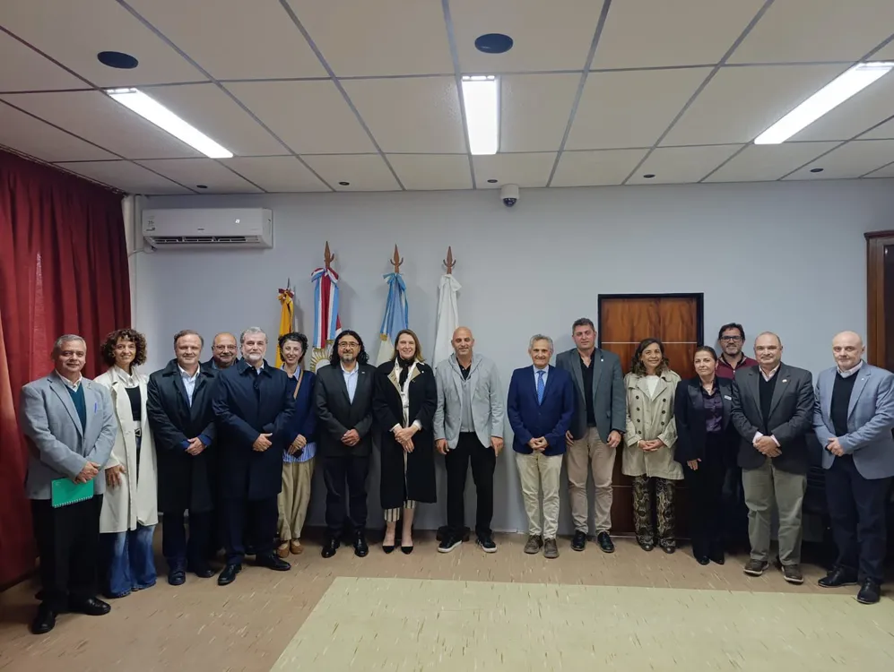 fbd89d6f-7152-40de-ba7a-1739d34f19b2