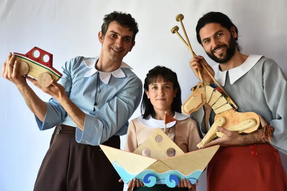 Giro, calesita de estaciones Real