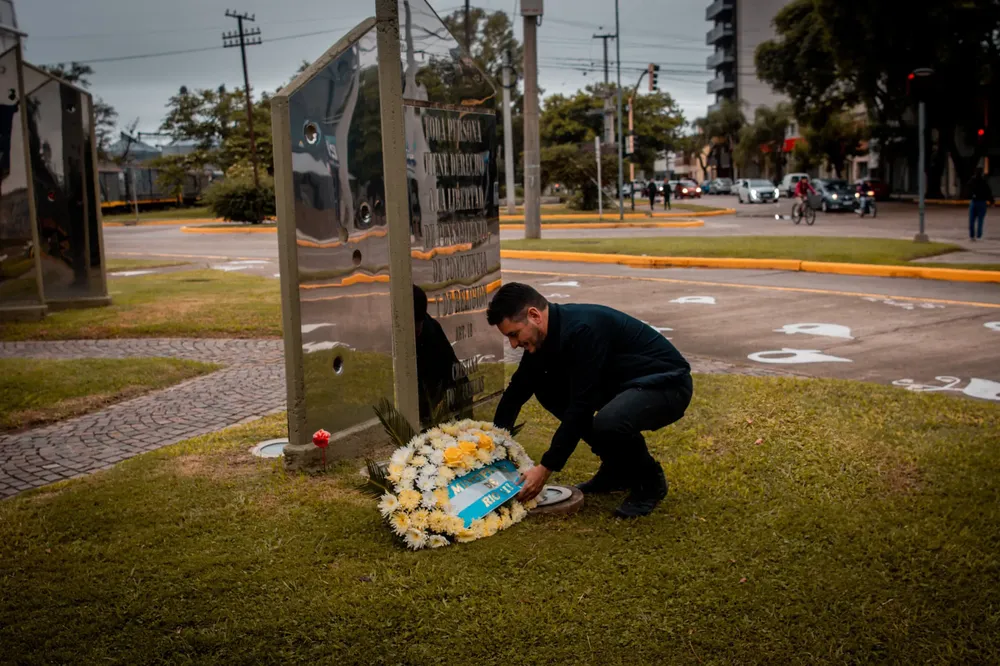 81ec34fc-ad13-4633-880d-e607cf16dec3