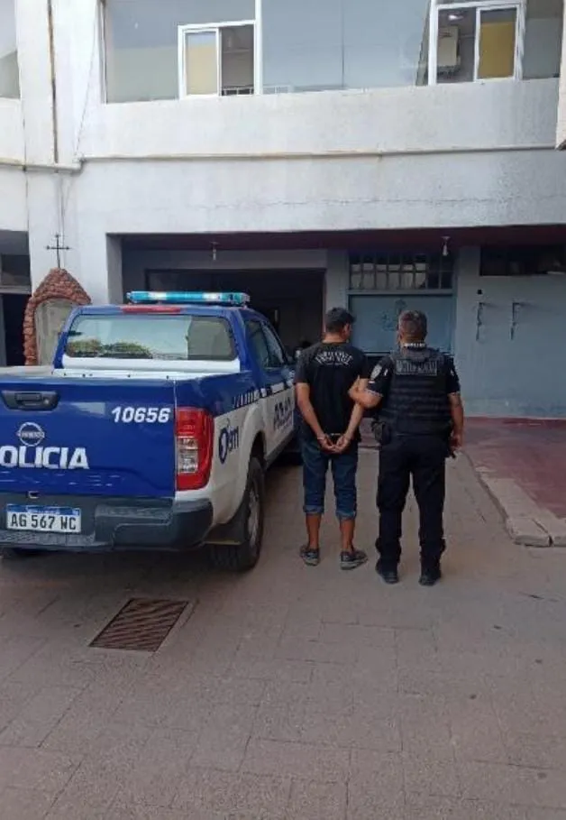 a5942b04-1dc4-4c14-8ef1-ac1dfa104301