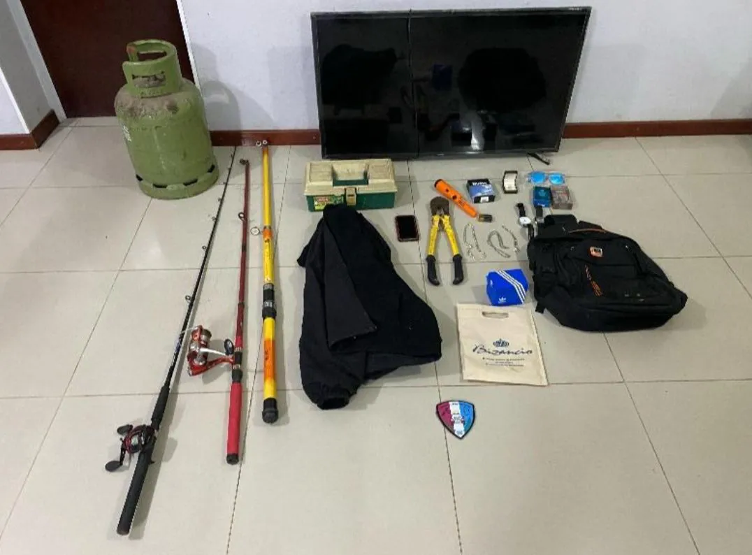 6dabc734-1ff4-44ca-8845-654fa8420444